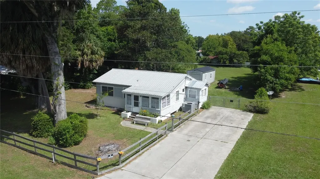 2995 NE 97th Street Road Anthony FL 32617