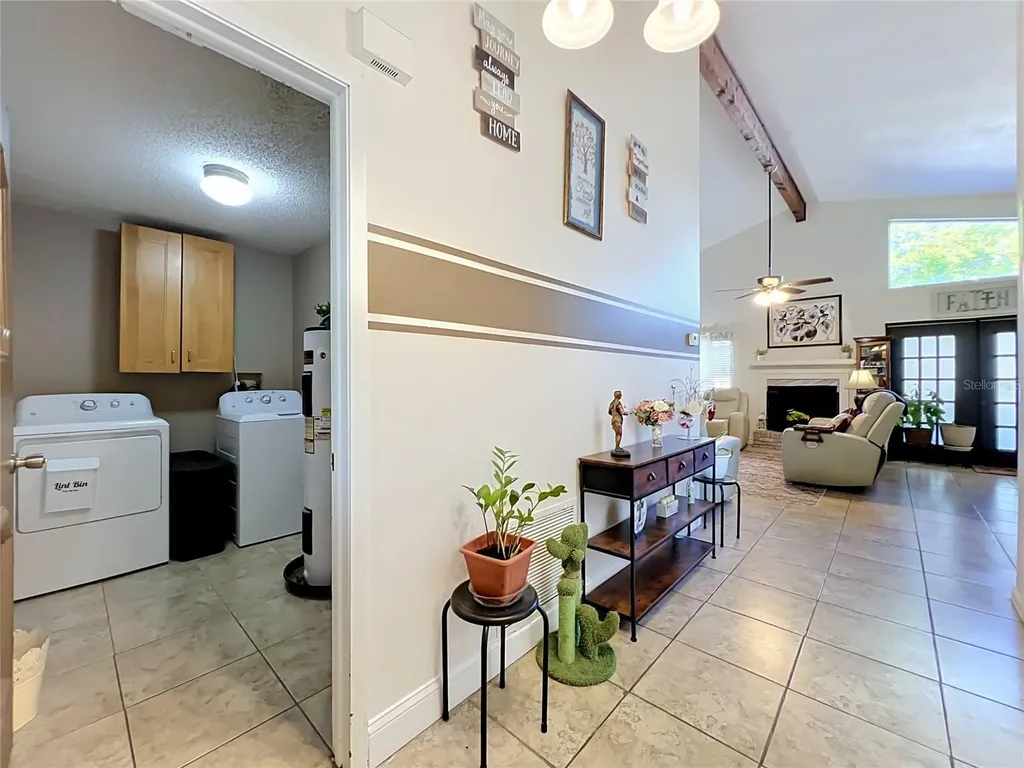2514 Abbey Avenue Orlando FL 32833