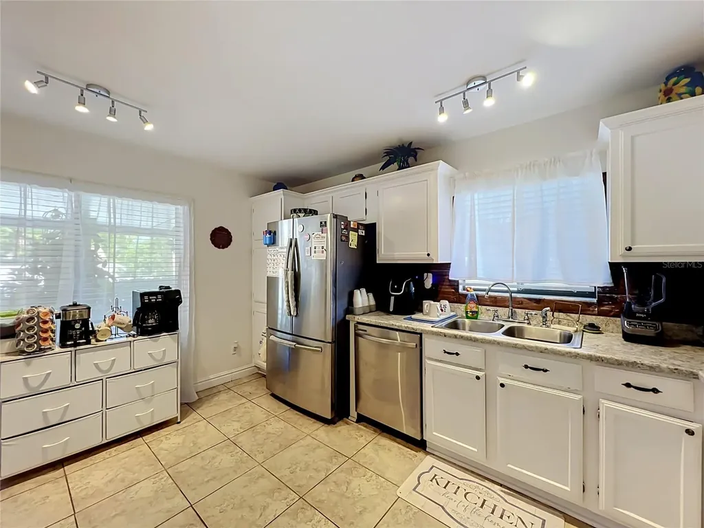 2514 Abbey Avenue Orlando FL 32833