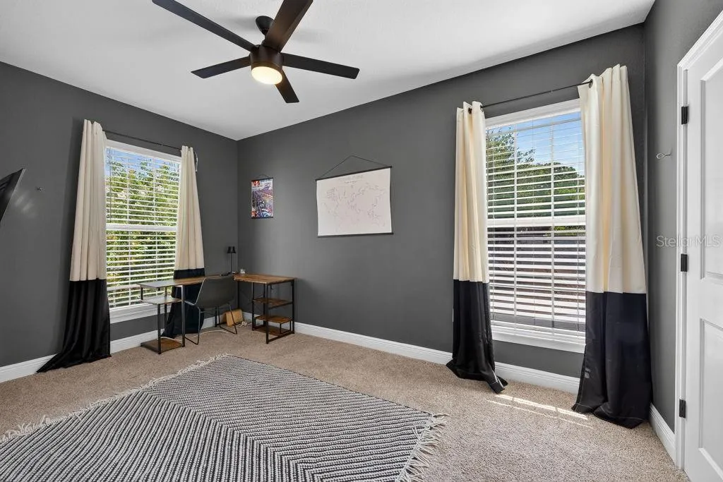 626 35th Avenue N St Petersburg FL 33704