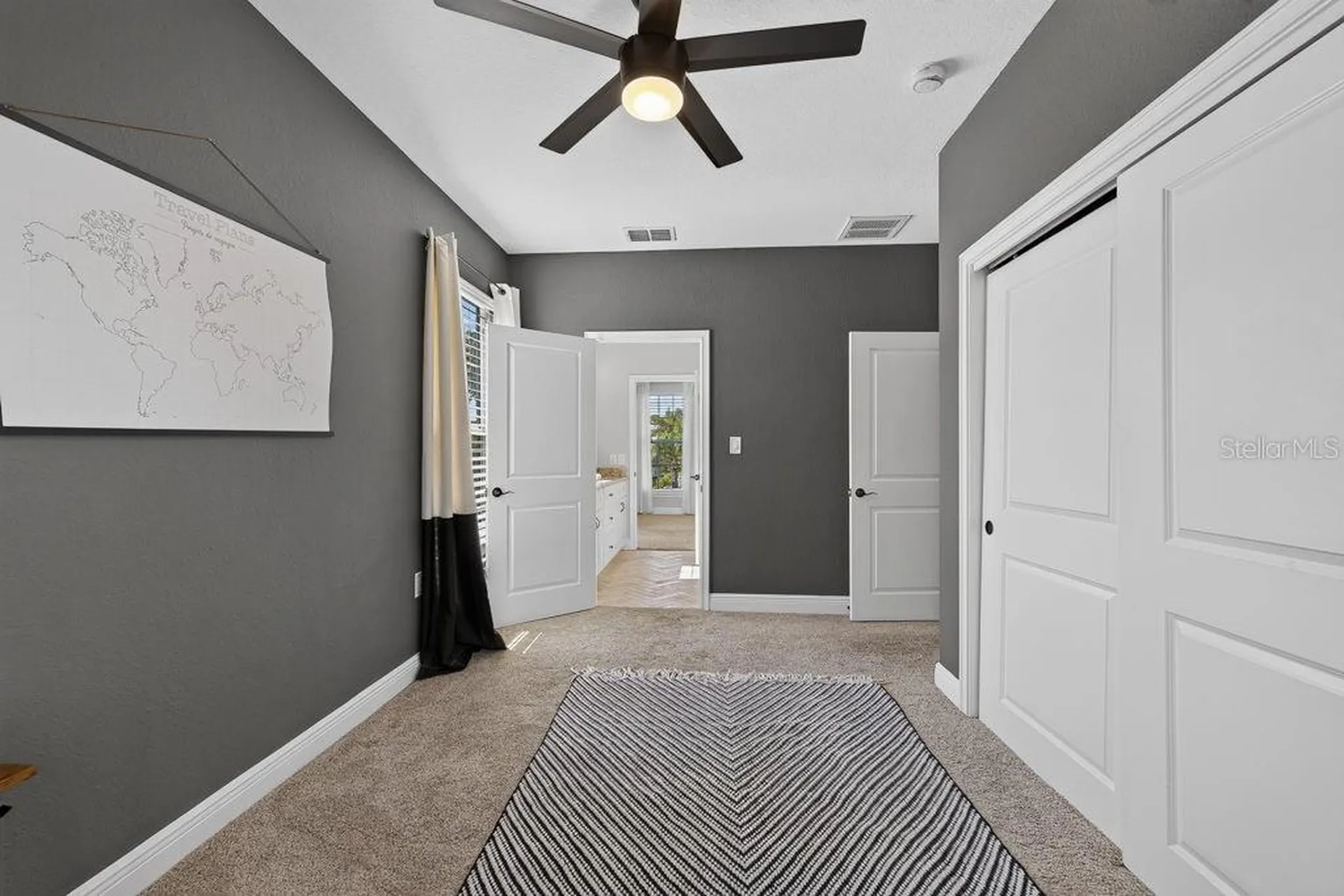 626 35th Avenue N St Petersburg FL 33704