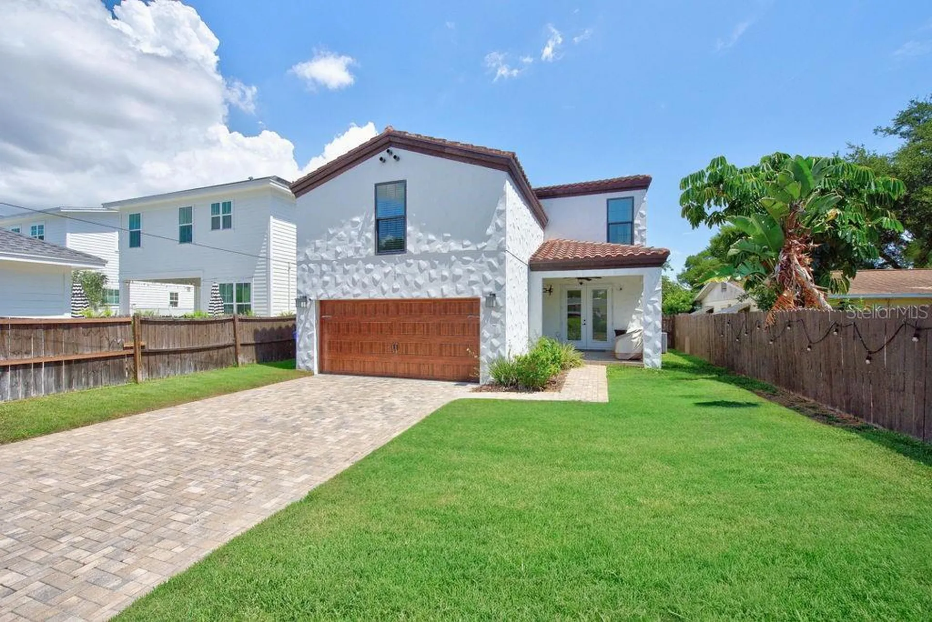 626 35th Avenue N St Petersburg FL 33704