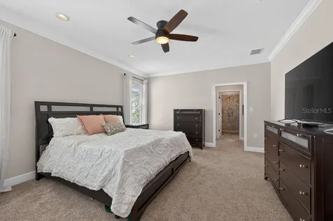 626 35th Avenue N St Petersburg FL 33704