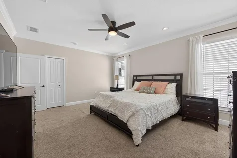 626 35th Avenue N St Petersburg FL 33704
