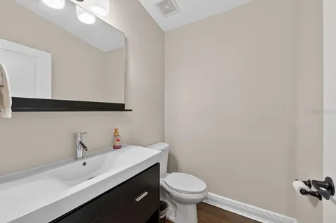 626 35th Avenue N St Petersburg FL 33704