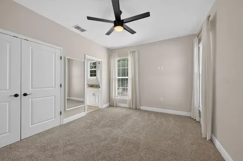 626 35th Avenue N St Petersburg FL 33704