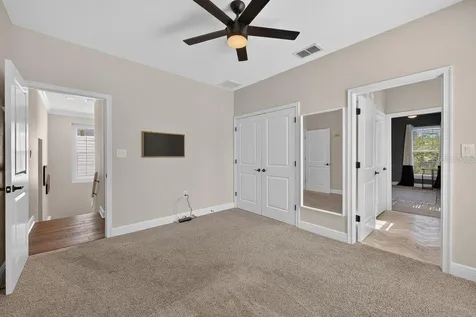 626 35th Avenue N St Petersburg FL 33704