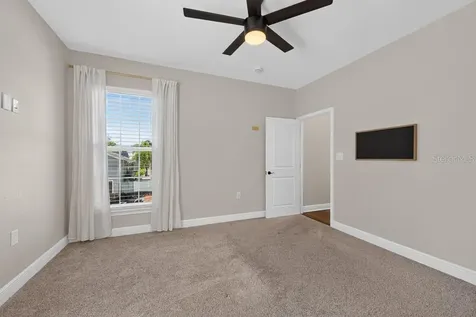 626 35th Avenue N St Petersburg FL 33704
