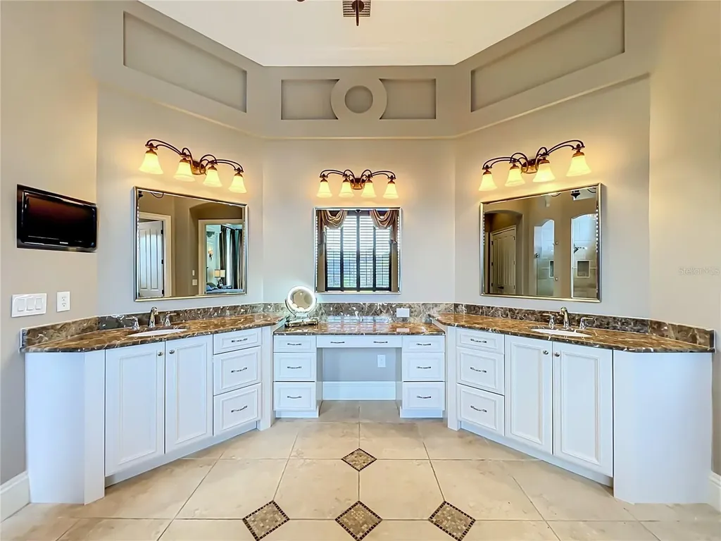 16028 Pendio Drive Montverde FL 34756
