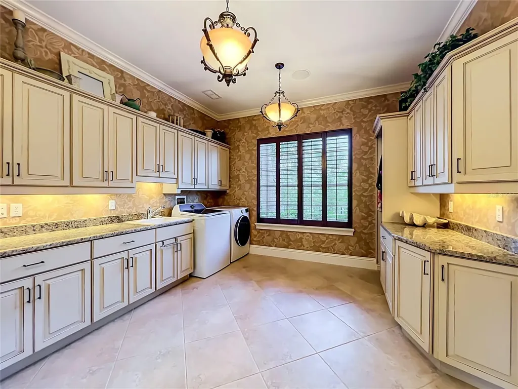 16028 Pendio Drive Montverde FL 34756