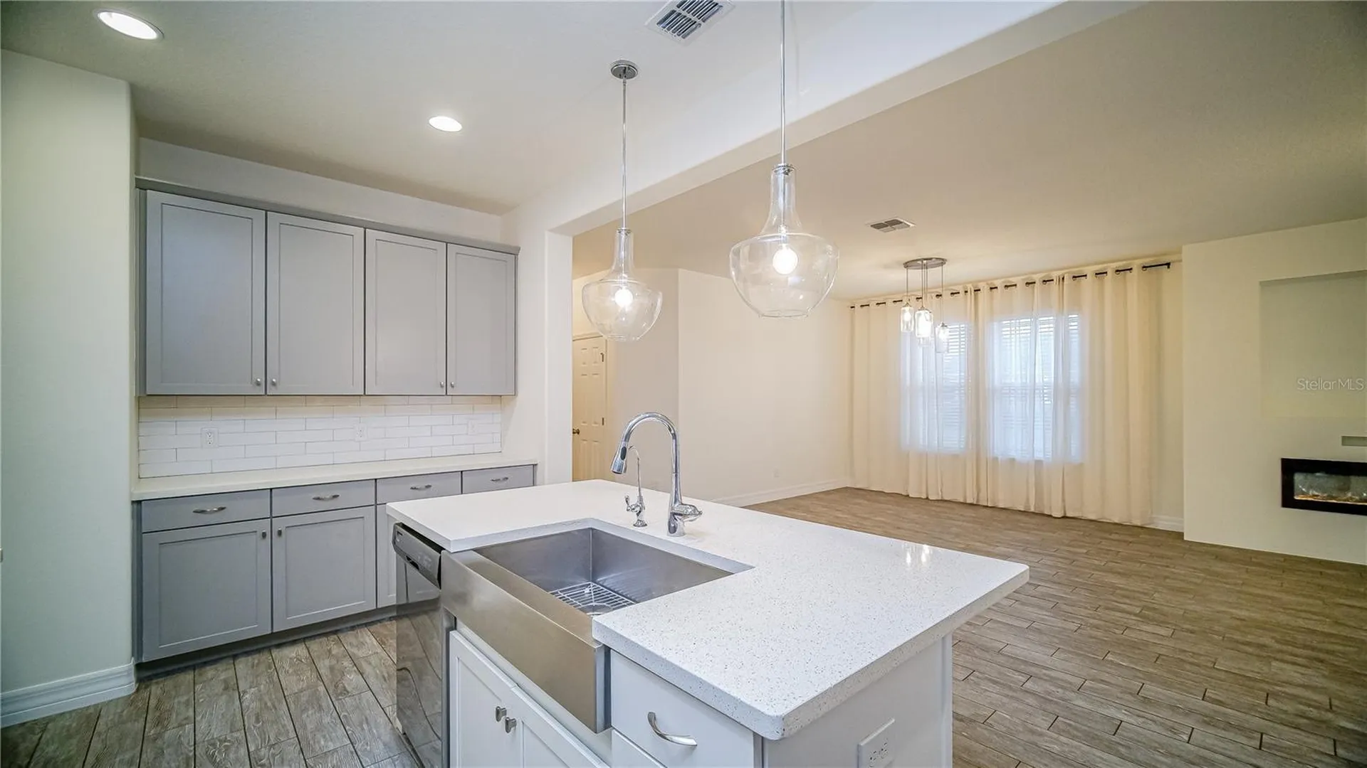 8201 Corkfield Avenue Orlando FL 32832