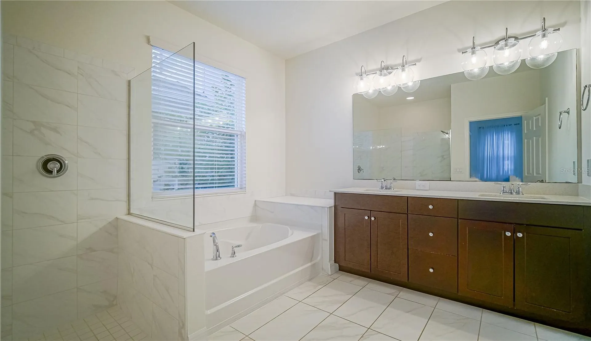 8201 Corkfield Avenue Orlando FL 32832