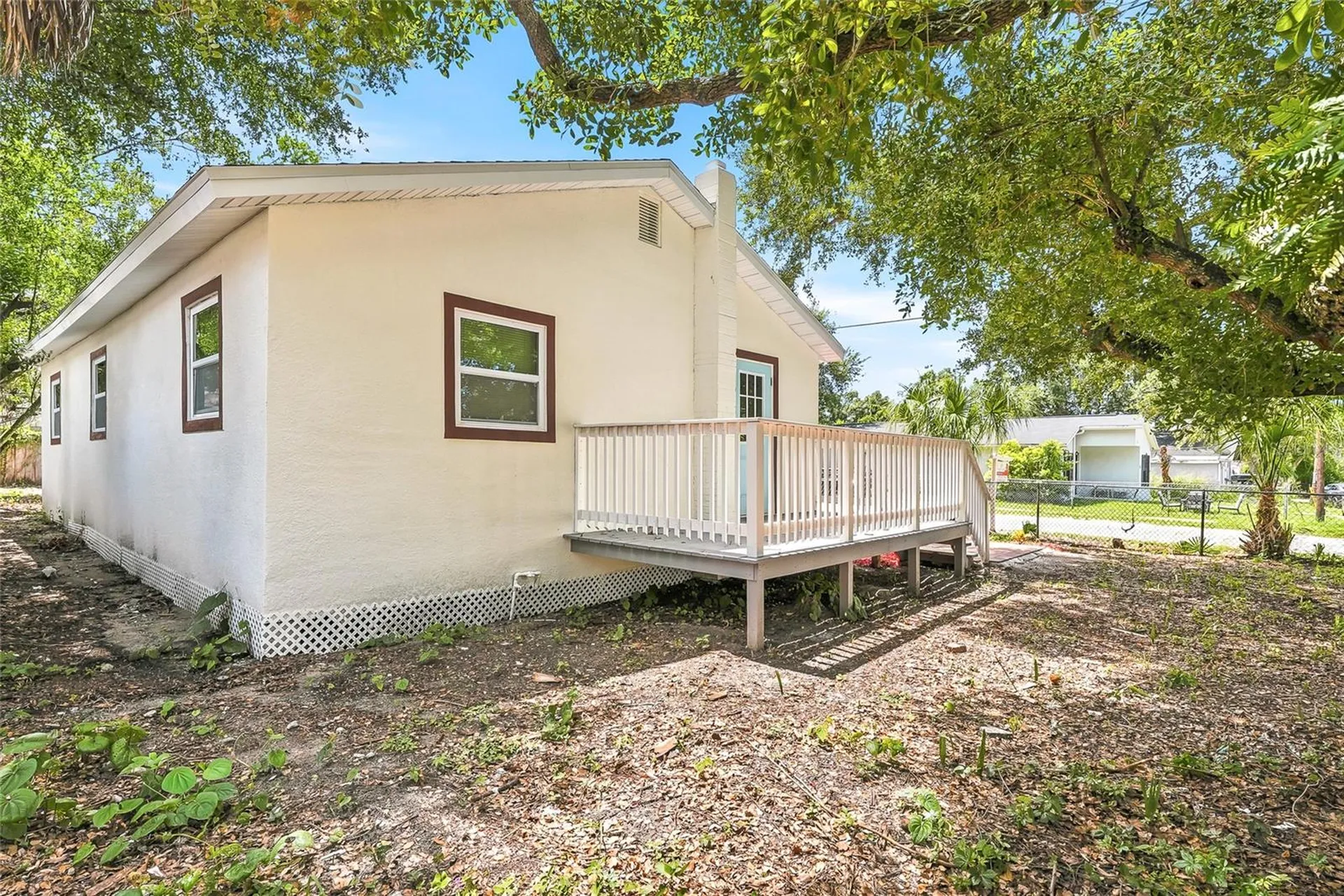 1002 E Seward Street Tampa FL 33604