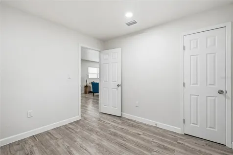 1002 E Seward Street Tampa FL 33604
