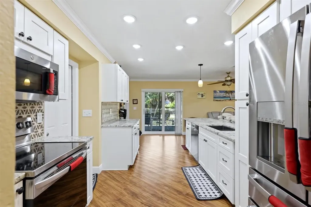 918 Ell Way Sarasota FL 34243