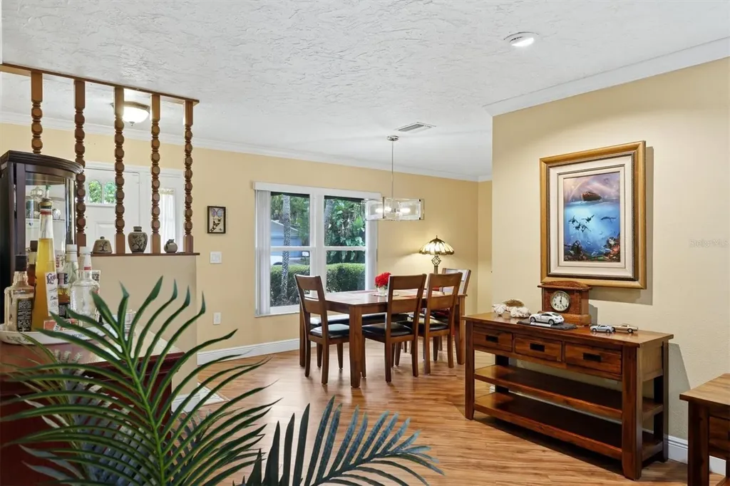 918 Ell Way Sarasota FL 34243