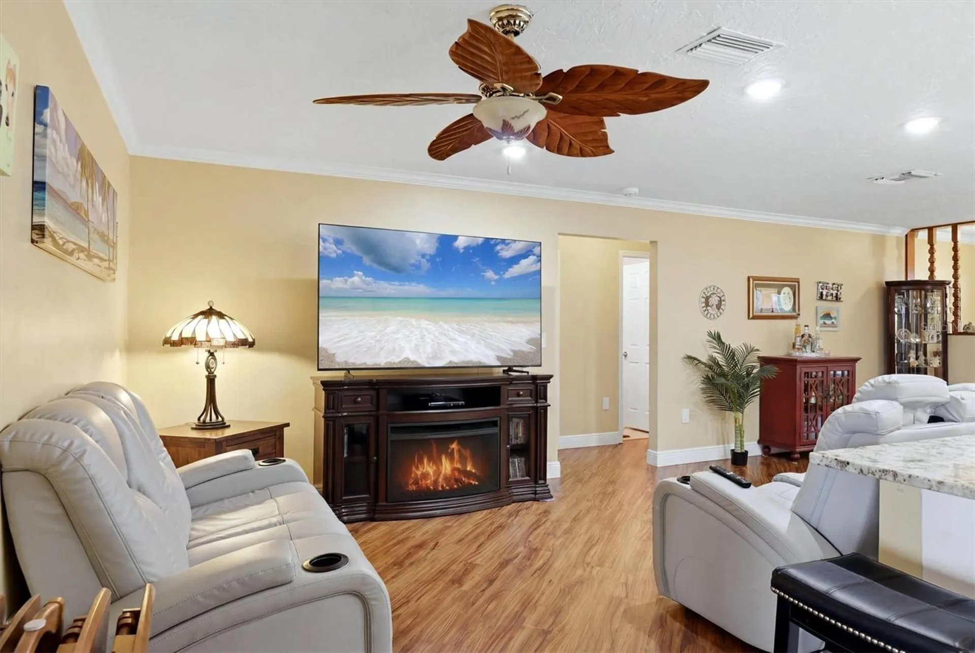 918 Ell Way Sarasota FL 34243