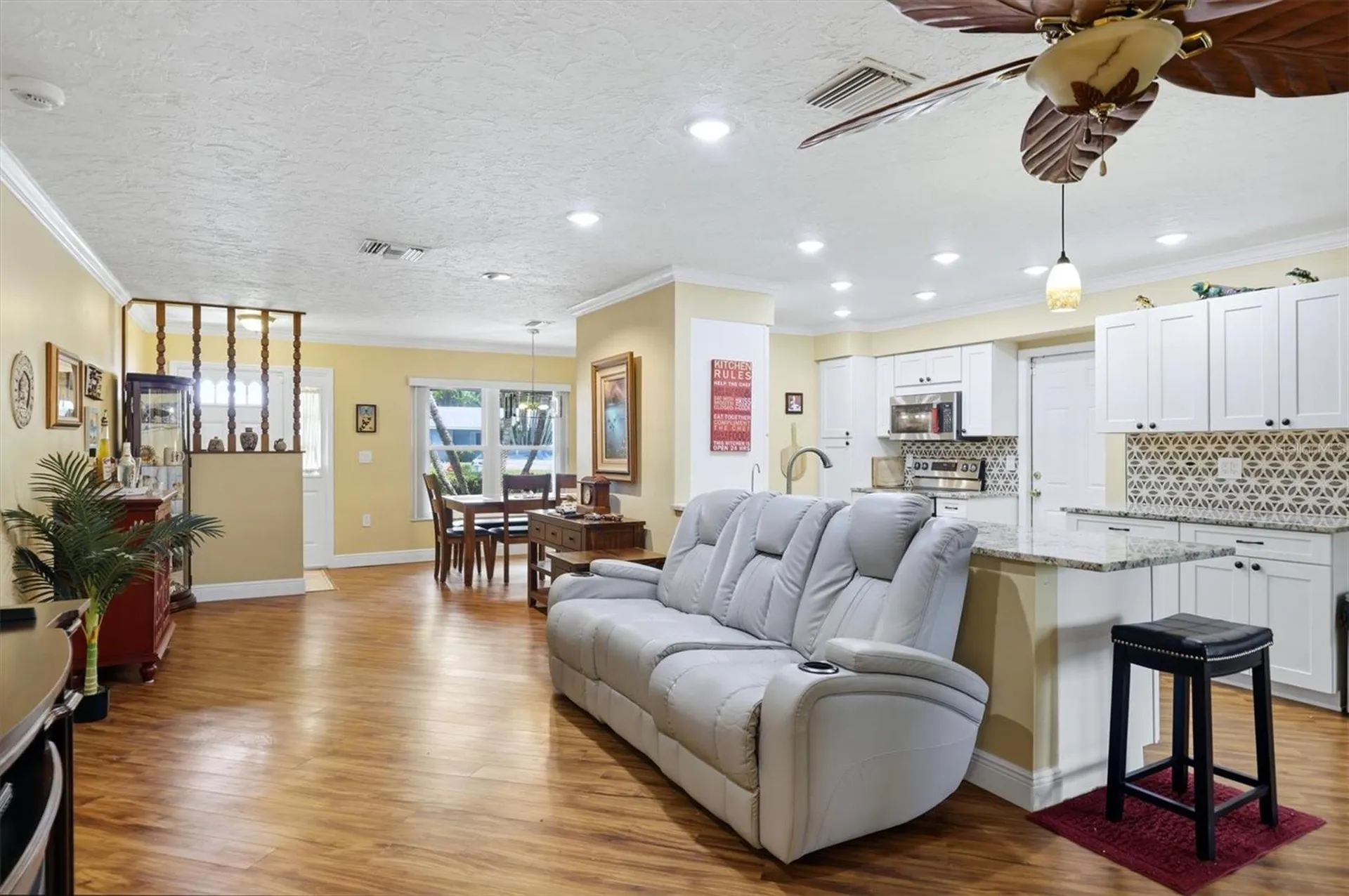 918 Ell Way Sarasota FL 34243