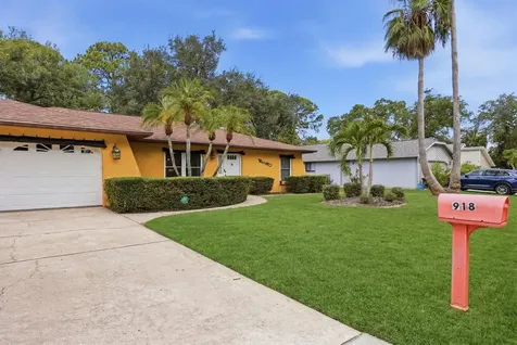 918 Ell Way Sarasota FL 34243
