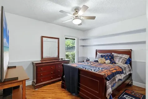 918 Ell Way Sarasota FL 34243