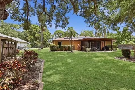 918 Ell Way Sarasota FL 34243