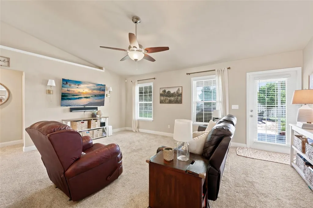 25142 SW 18th Avenue Newberry FL 32669