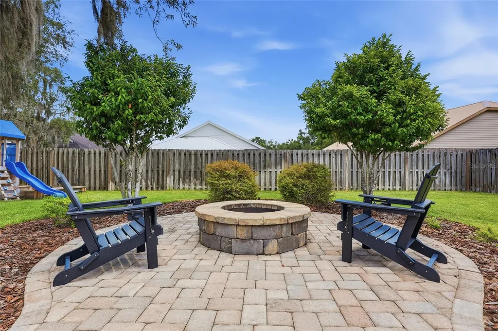 25142 SW 18th Avenue Newberry FL 32669