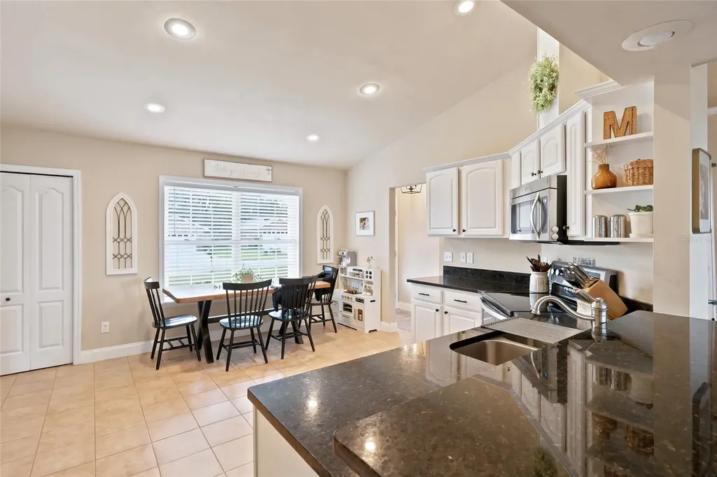 25142 SW 18th Avenue Newberry FL 32669