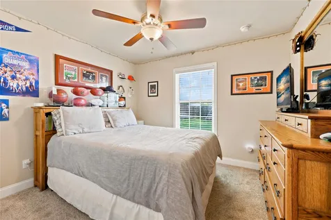 25142 SW 18th Avenue Newberry FL 32669