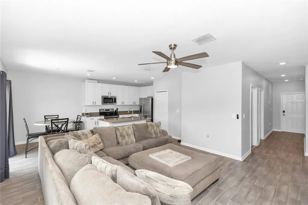 1104 Peach Creek Drive Osteen FL 32764