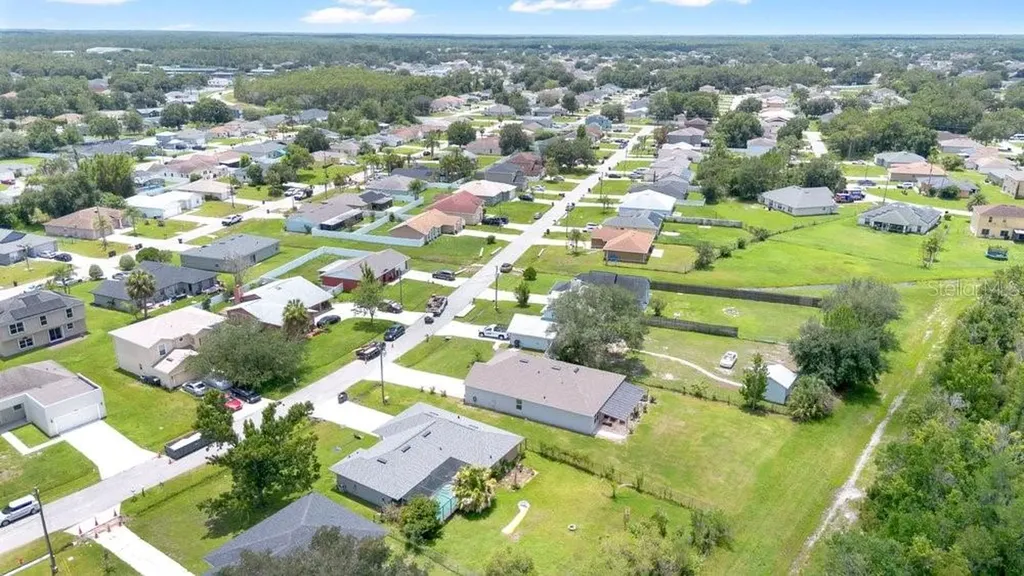 628 Reindeer Drive Kissimmee FL 34759
