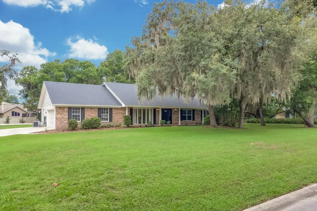 112 Forest Park Court Longwood FL 32779