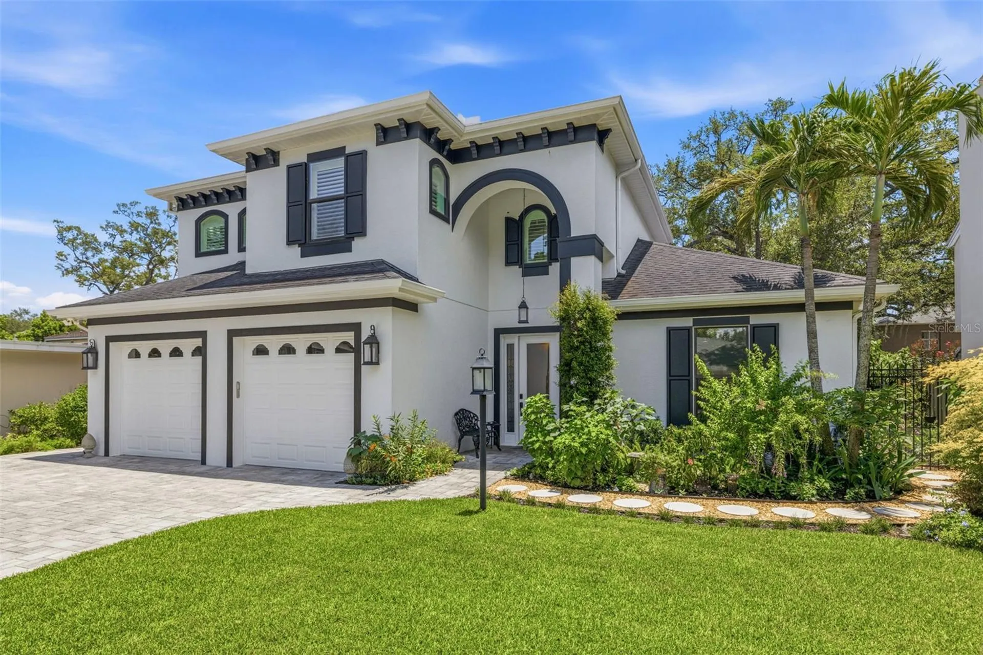 3210 W Villa Rosa Street Tampa FL 33611