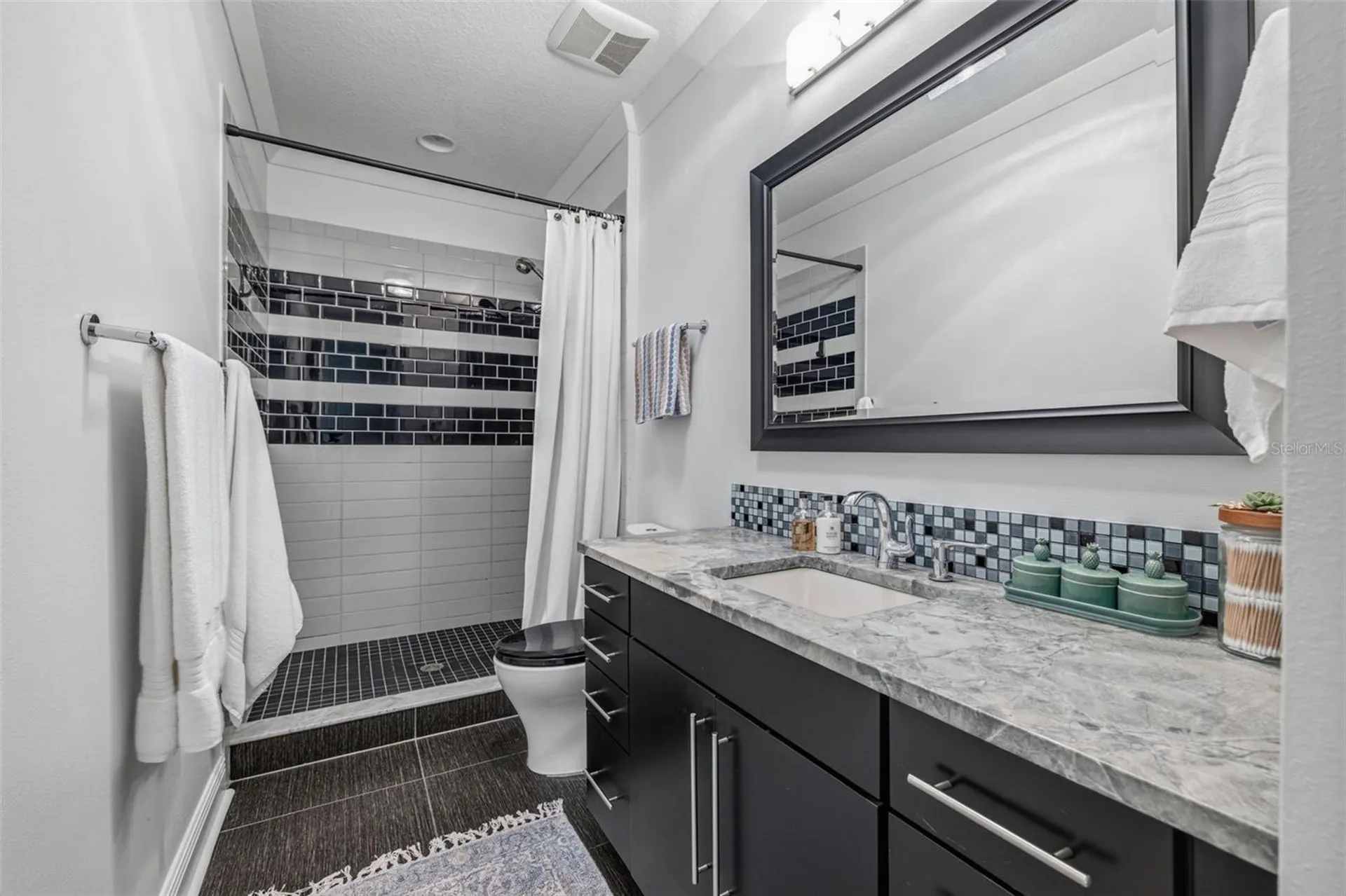 3210 W Villa Rosa Street Tampa FL 33611