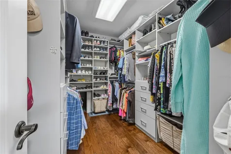 3210 W Villa Rosa Street Tampa FL 33611