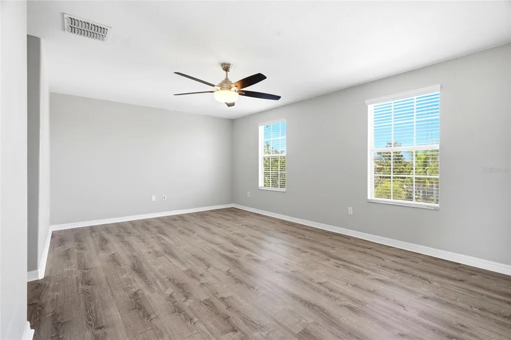 909 Meadow Glade Drive Ruskin FL 33570