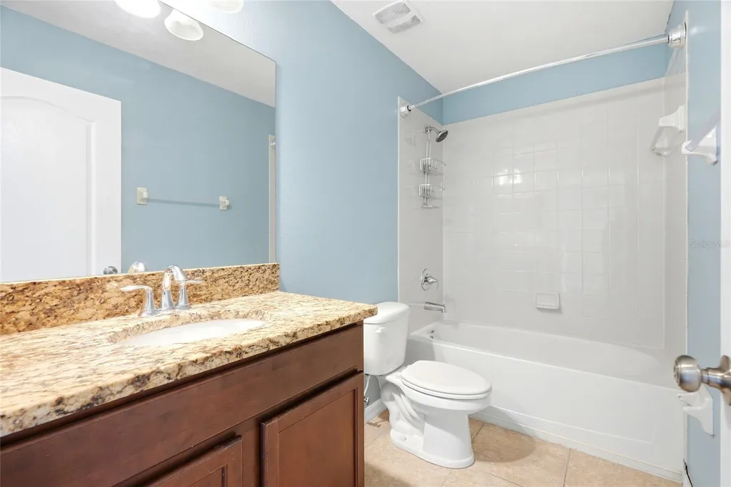 909 Meadow Glade Drive Ruskin FL 33570