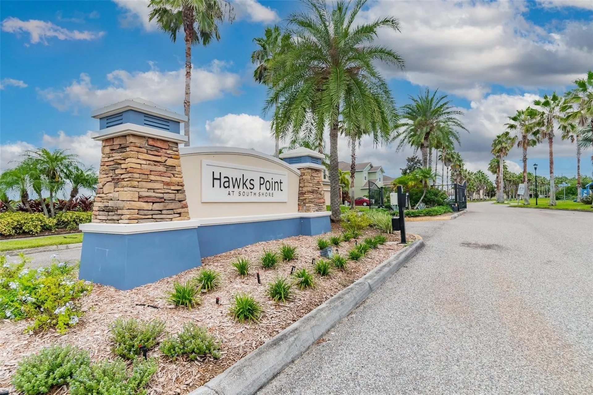 909 Meadow Glade Drive Ruskin FL 33570