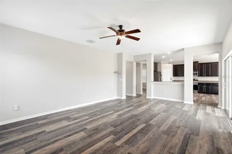 909 Meadow Glade Drive Ruskin FL 33570