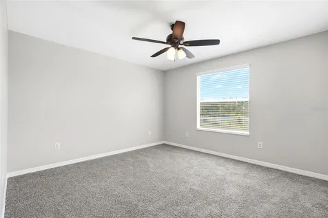 909 Meadow Glade Drive Ruskin FL 33570