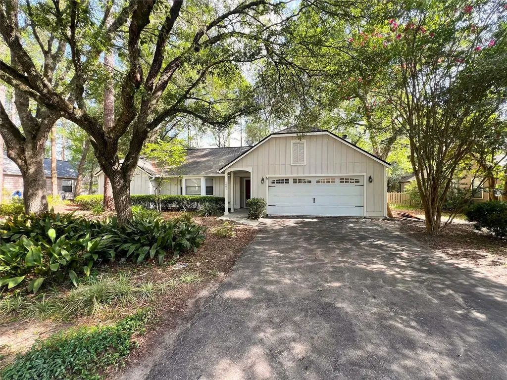 8005 SW 47th Court Gainesville FL 32608