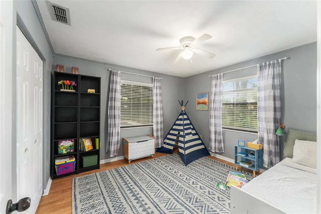 8005 SW 47th Court Gainesville FL 32608
