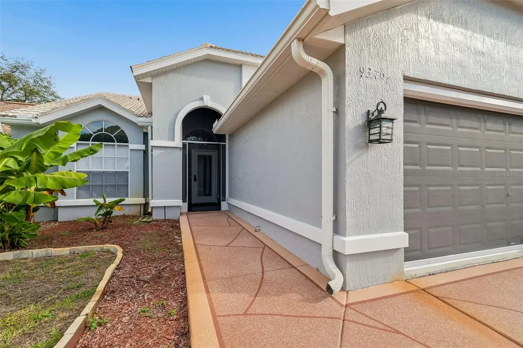 9376 French Quarters Circle Weeki Wachee FL 34613