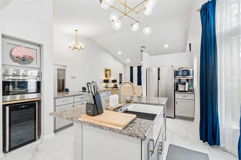 9376 French Quarters Circle Weeki Wachee FL 34613