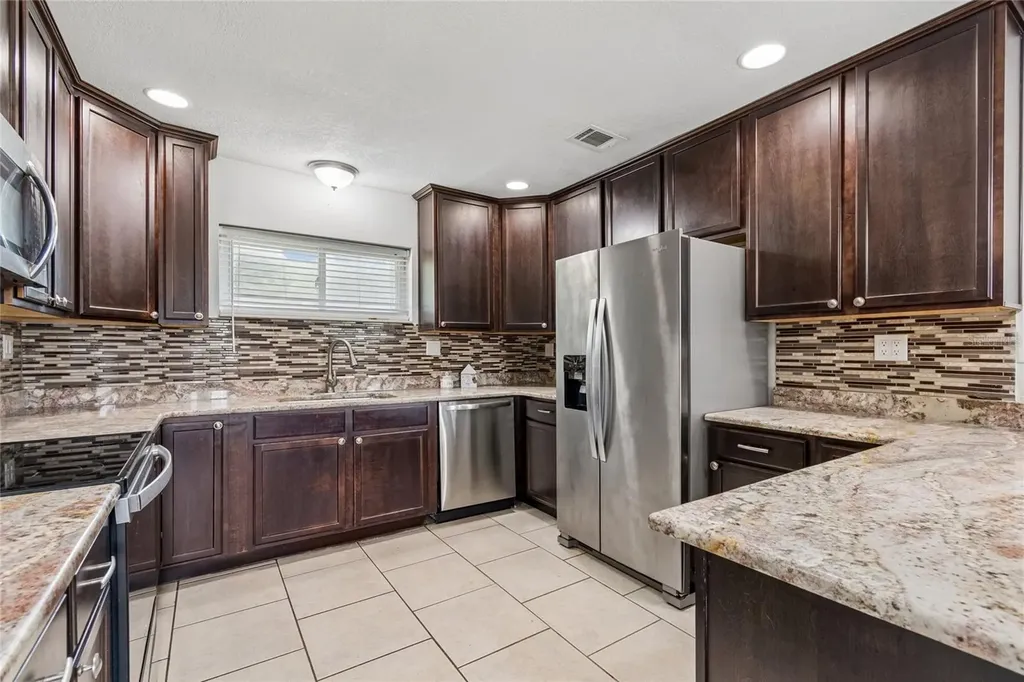 37913 Wicklow Avenue Zephyrhills FL 33541