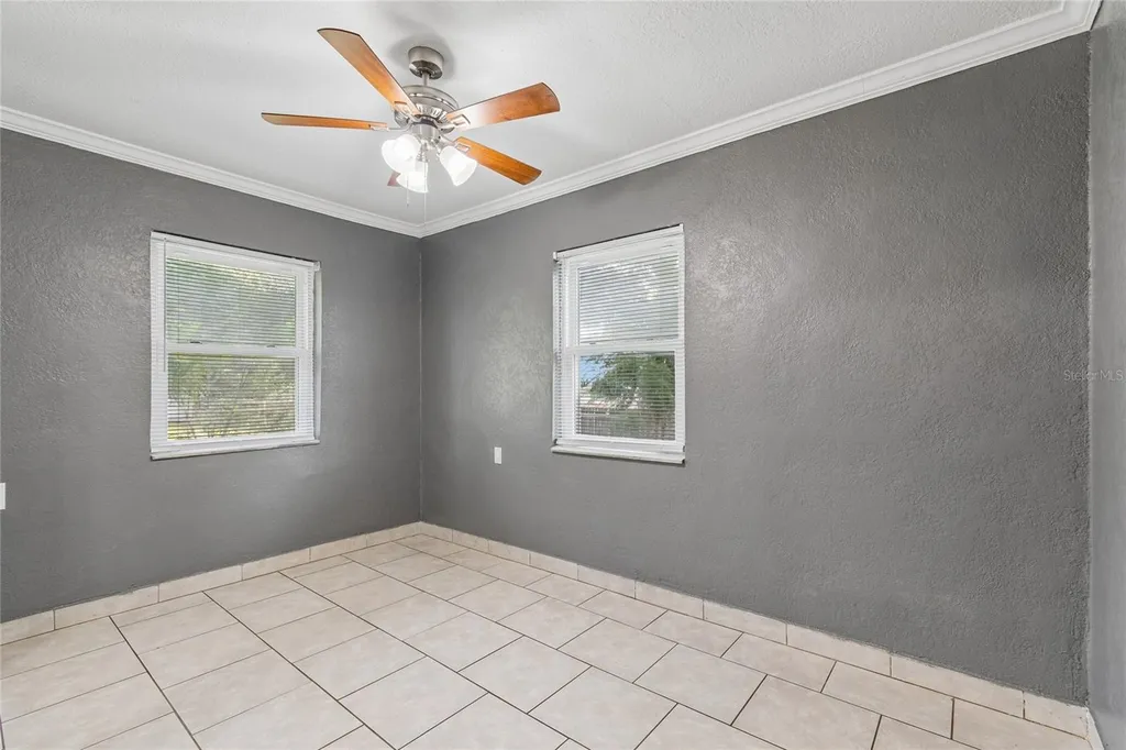 37913 Wicklow Avenue Zephyrhills FL 33541