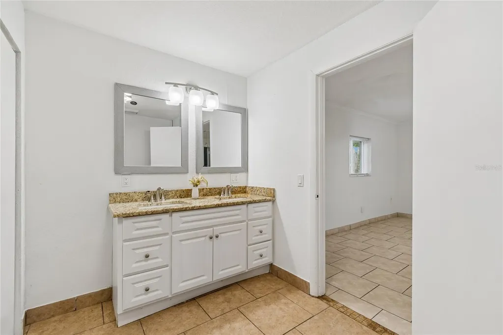 37913 Wicklow Avenue Zephyrhills FL 33541