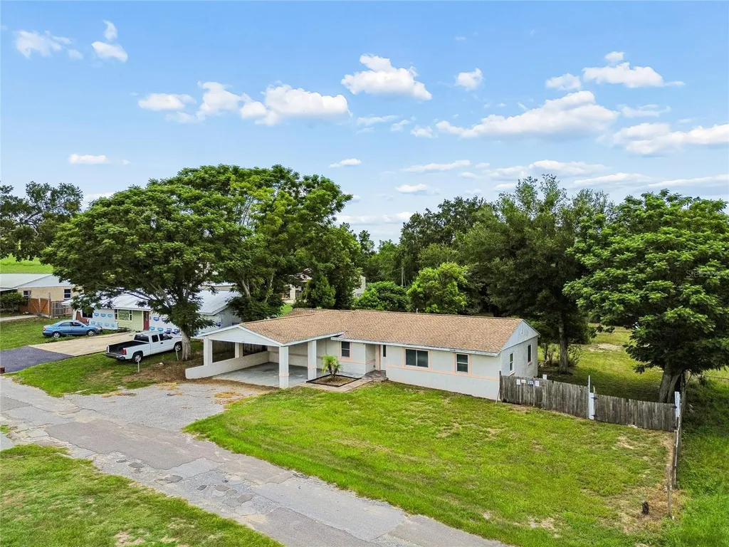 37913 Wicklow Avenue Zephyrhills FL 33541