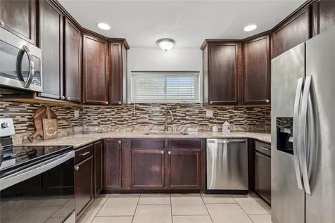 37913 Wicklow Avenue Zephyrhills FL 33541