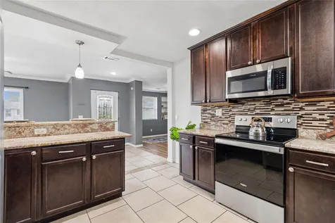 37913 Wicklow Avenue Zephyrhills FL 33541
